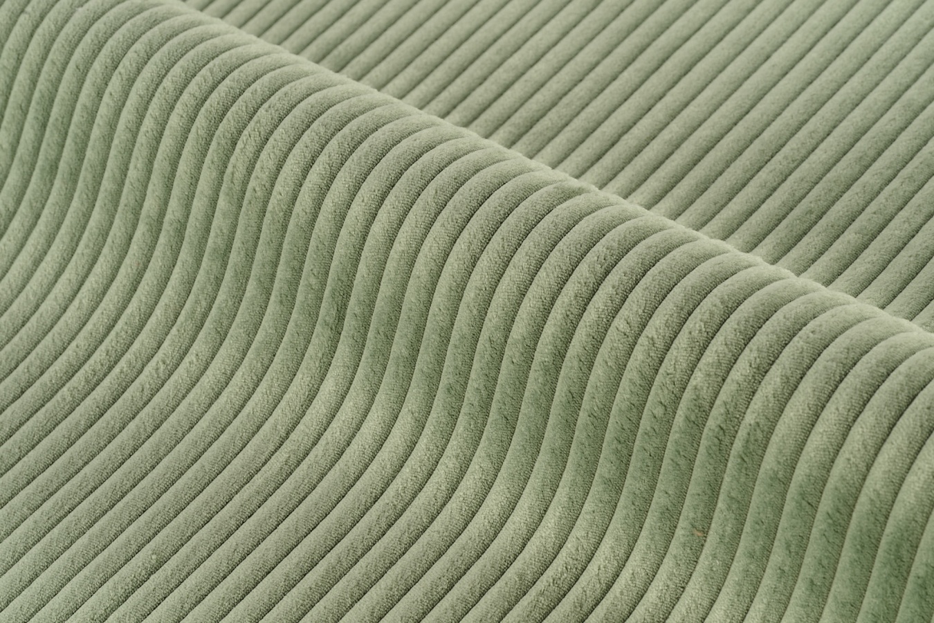 Zoom 695