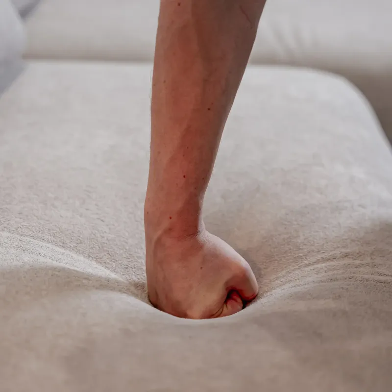 НОВЫЕ ЭМОЦИИ Диван прямой, латте, банкетка слева