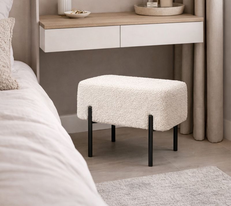 Мебель в букле: что это за ткань и почему её выбирают для стильных и уютных интерьеров