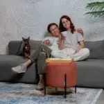 НОВЫЕ ЭМОЦИИ Диван прямой, серый, банкетка слева