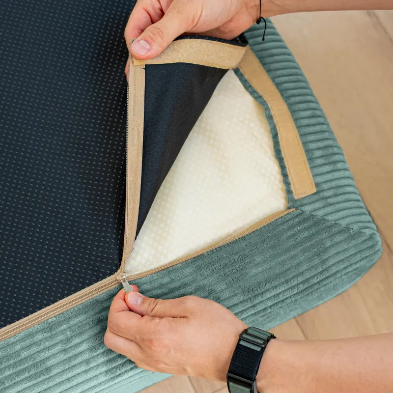 ПОЛЕЗНАЯ ПРИВЫЧКА Диван прямой, изумрудный