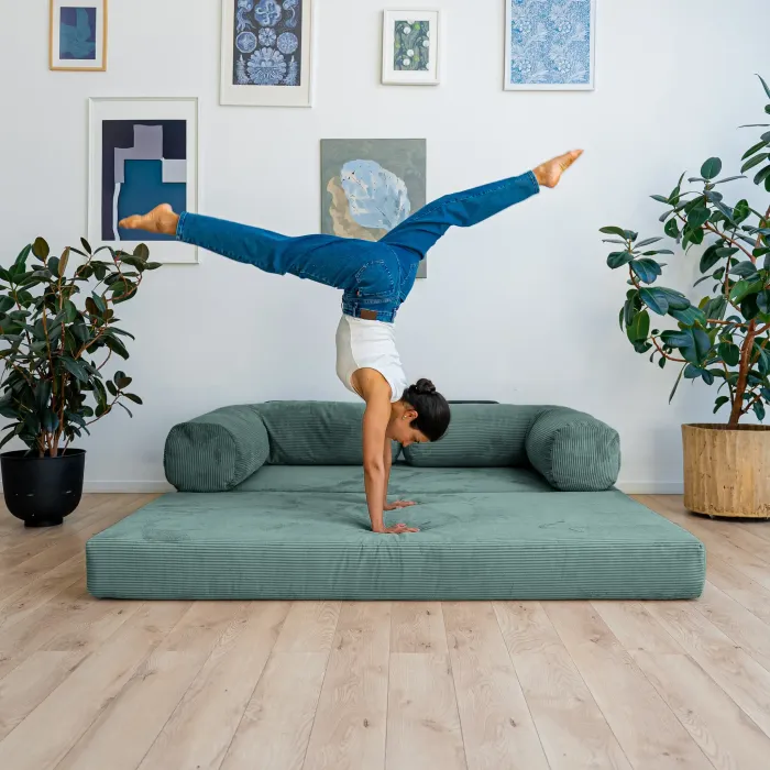 ПОЛЕЗНАЯ ПРИВЫЧКА Диван прямой, изумрудный