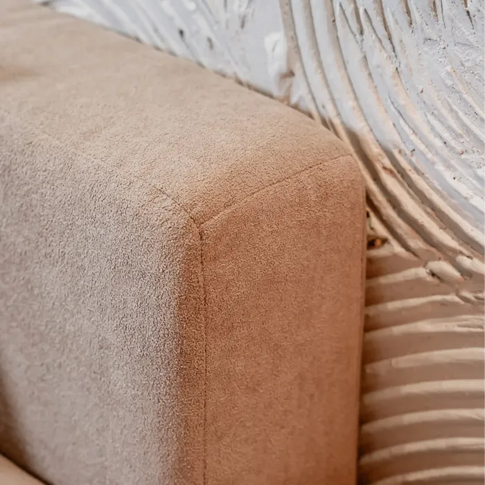 НОВЫЕ ЭМОЦИИ Диван прямой, латте, банкетка справа